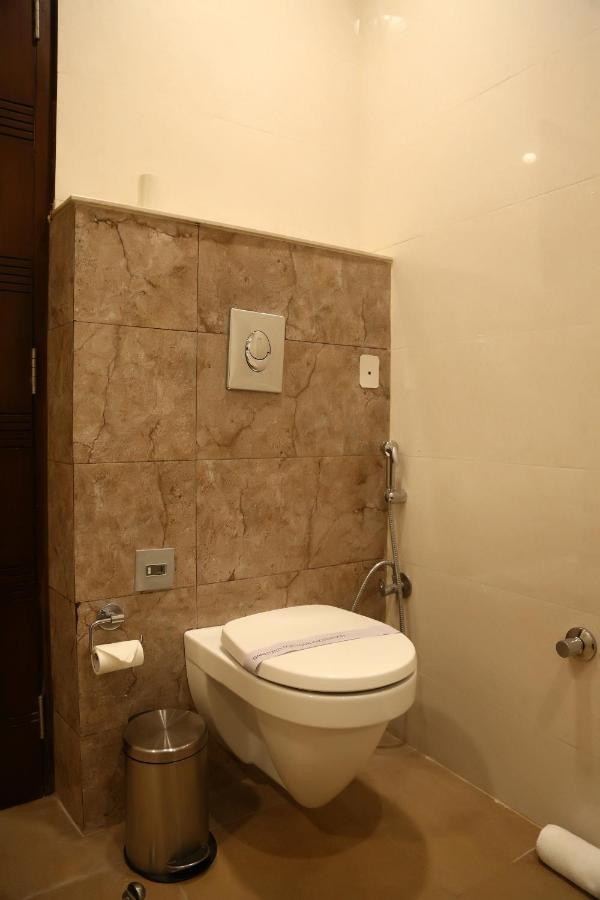 Hotel Imperia Suites Jalandhar Exterior foto